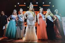 Plus Size Pageant Queen Shares How To Love Yourself