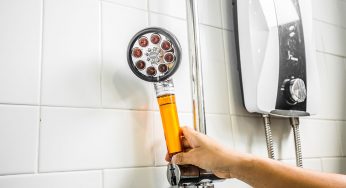 We Tried This Shower Head Which Sprinkles Vitamin C To Reduce Hair Loss And Dandruff