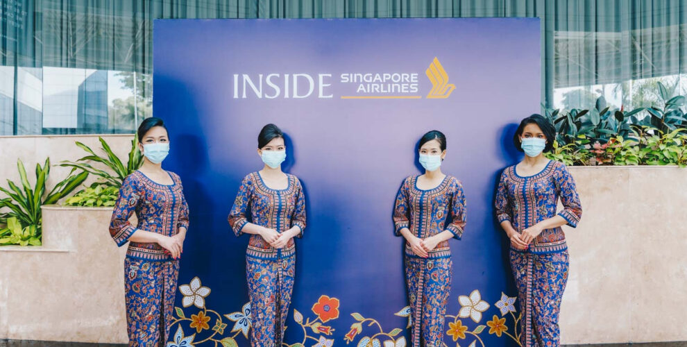 Singapore Airlines Stewardesses