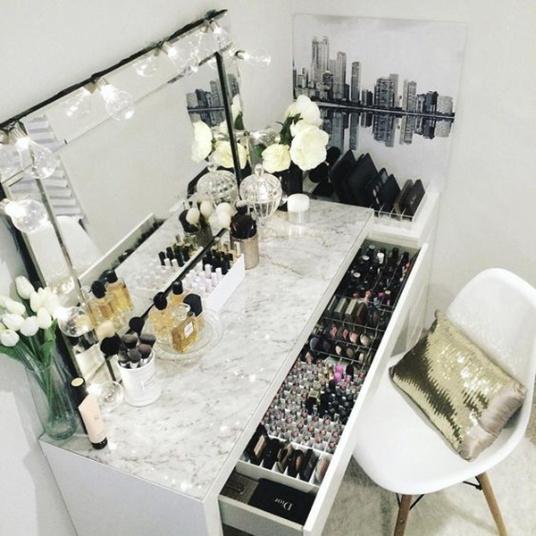 10 Gorgeous Makeup Dressing Table Ideas, Makeup Vanity Table