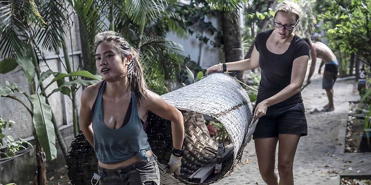 SG Female Diver Helped Gili Islands Earthquake Victims, But People Are Talking About Her Boobs Instead