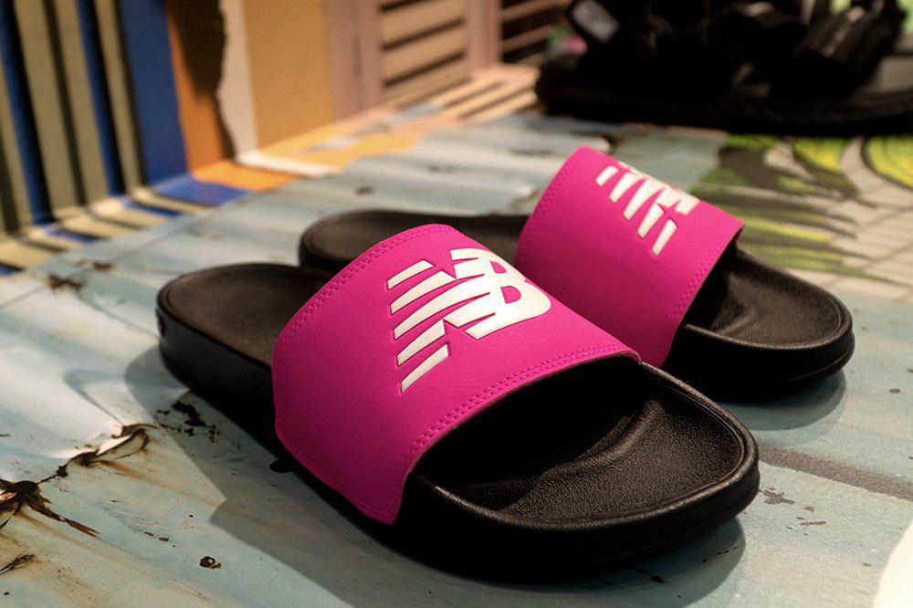 girls new balance flip flops