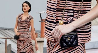 Chanel’s Mini Vanity Case Bag Fits In One Hand & Reminds Us That Good Things Come In Small Packages 