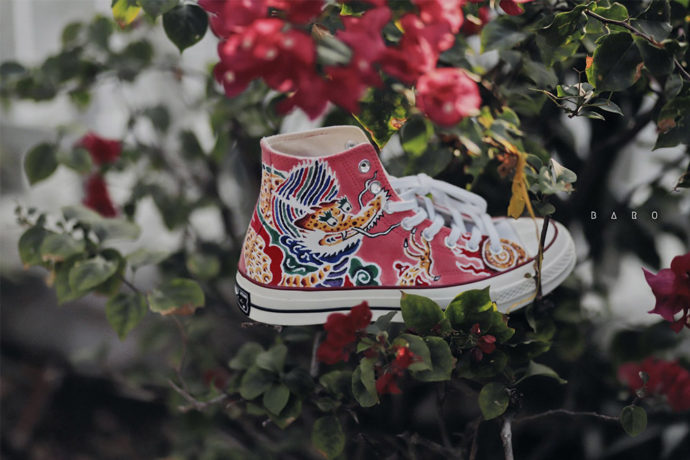 These Hand-painted Custom Converse Sneakers Inspired By An Ancient ...