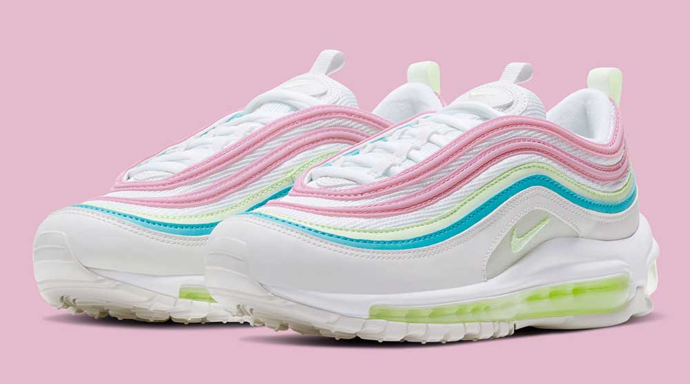 women's nike pastel sneakers