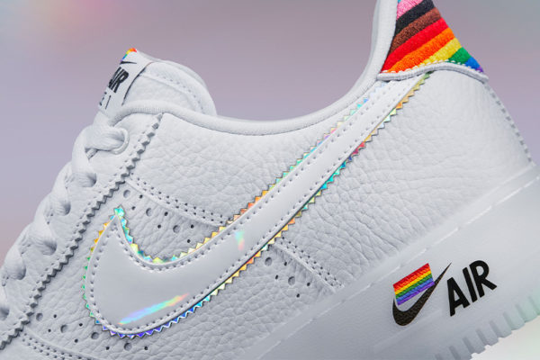 nike pride running shoes