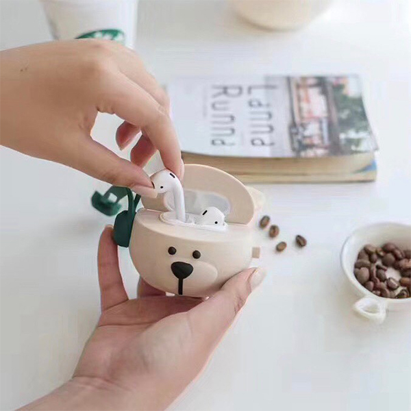 starbucks-china-airpods-case-size