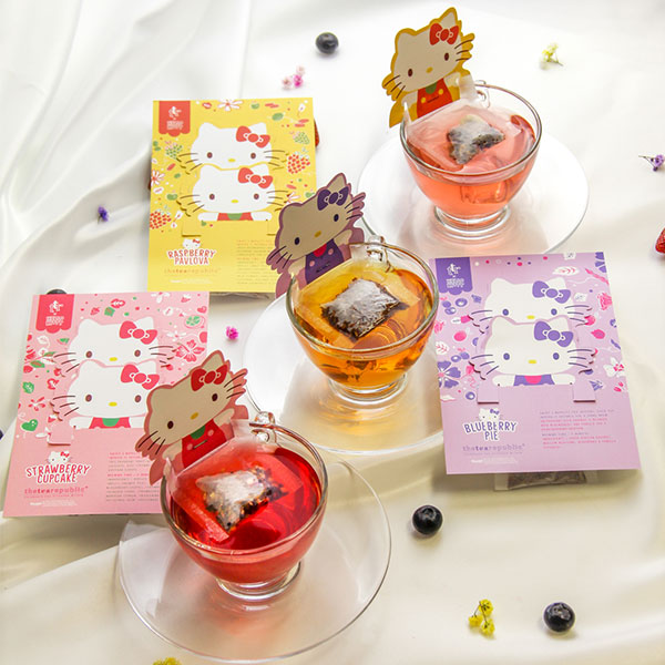 hello-kitty-tea-infusers