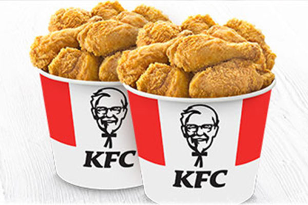 Kfc China X Karl Lagerfeld Bags Are Inspired By The Fried Chicken Chain 