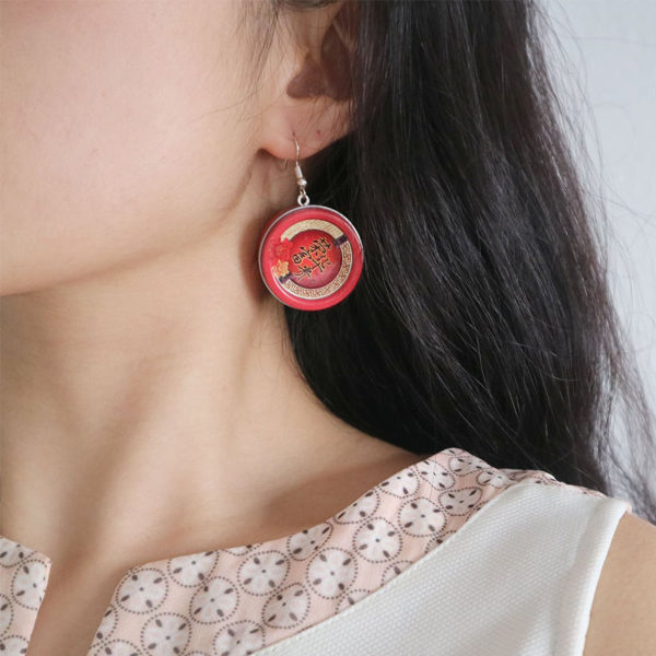 mooncake earrings tin