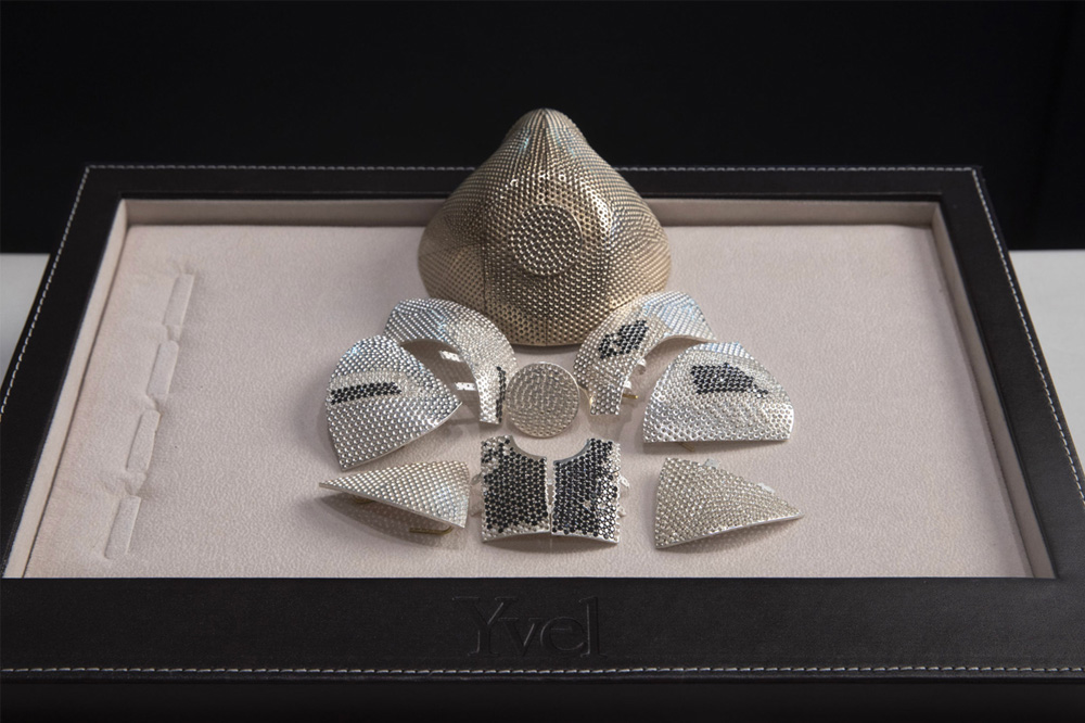 This Face Mask Is Made Of 3,040 Diamonds & Costs As Much As A 4Room