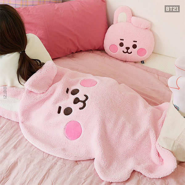 bt21 blankets and cushions cooky