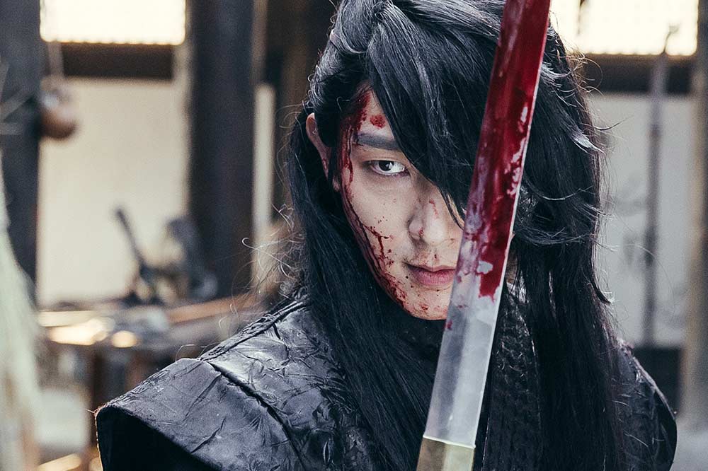 21 Lee Joon Gi Facts Including His Acting, Dating & Family Life For Fans Of  The Flower Of Evil Oppa 