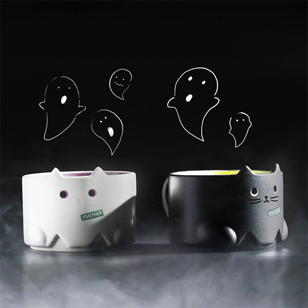 starbucks-halloween-2020-cat-mugs
