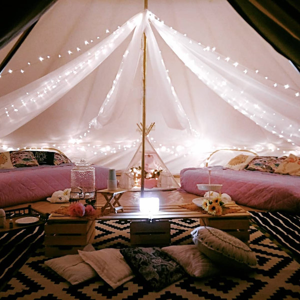 anniversary-ideas-glamping