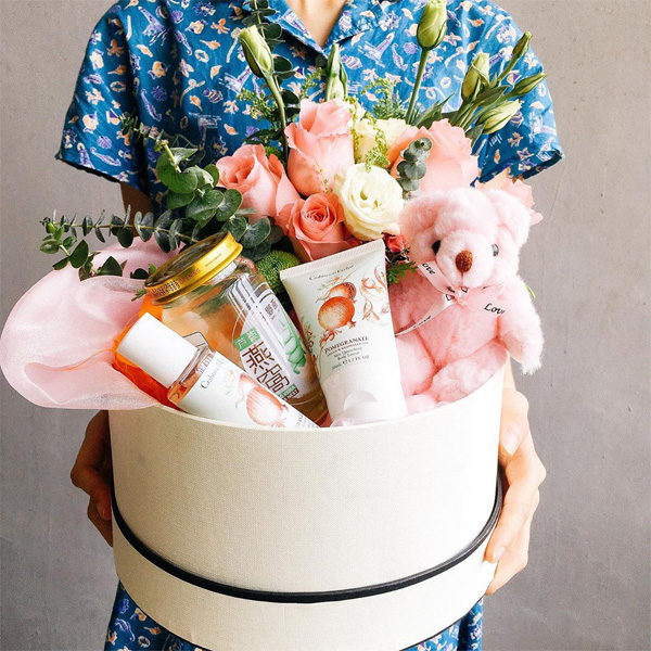 8 Gift Delivery Services In Singapore For Celebrations You Missed In 2020 Including Baby Showers Weddings Zula Sg