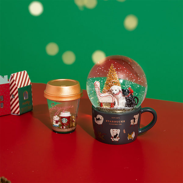 The Starbucks Christmas 2020 Collection Is Made For Cosy Nights In