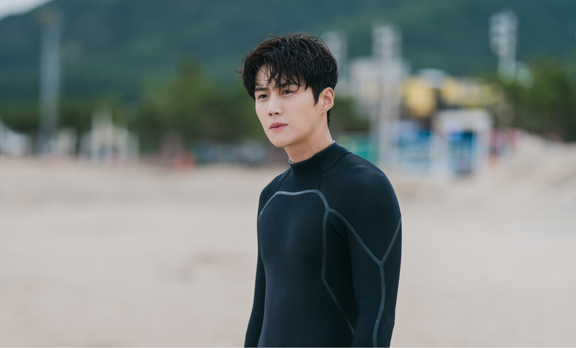 kim seon ho surfing