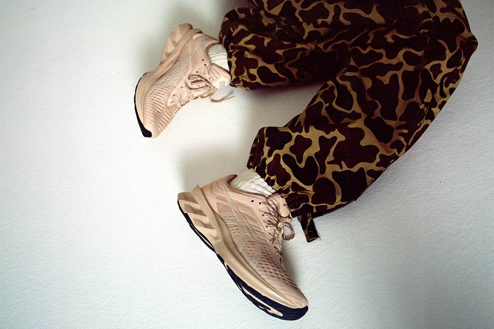 asics-novablast-mesh