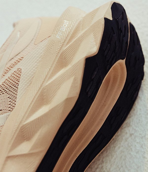 asics-novablast-sole