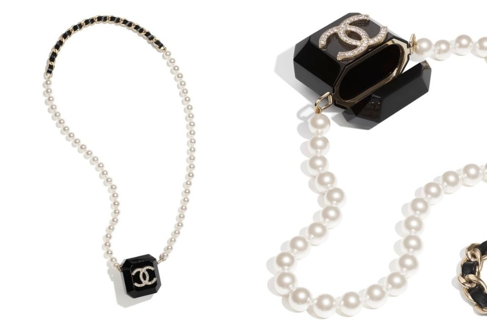 chanel pearl necklace cc