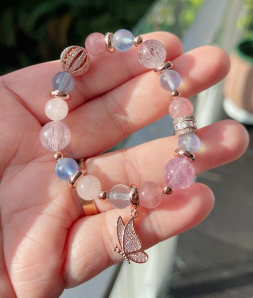 17 Places In Singapore To Get Crystals