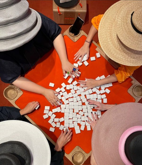 orange mahjong table 