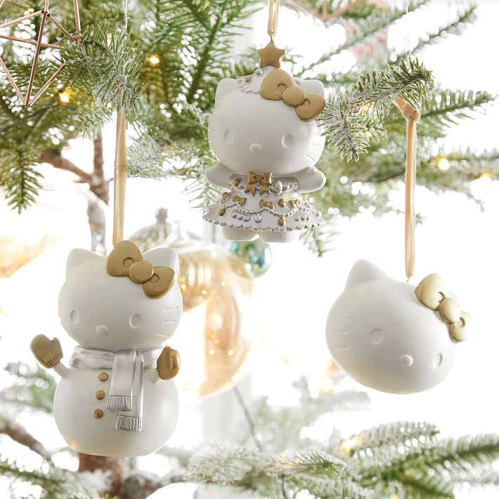 This Hello Kitty Holiday Homeware Collection Has Christmas Ornaments