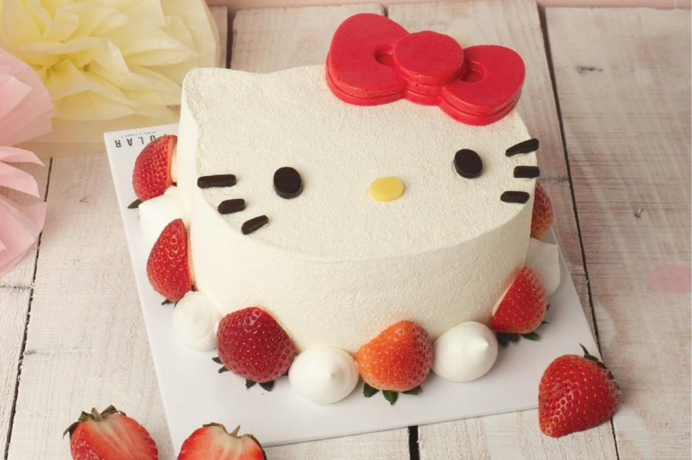 hello kitty cakes