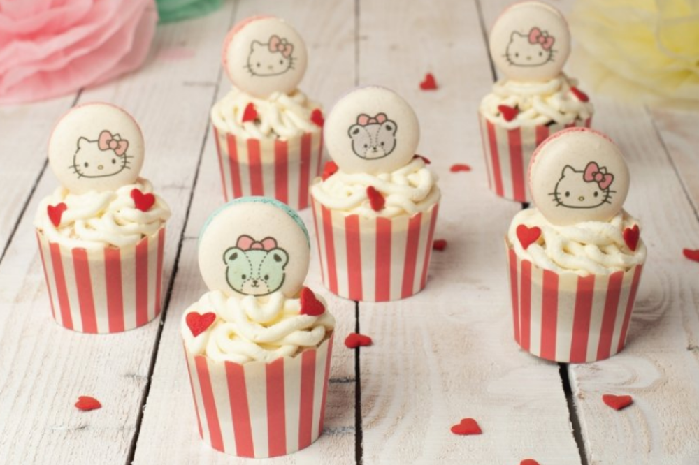 Hello Kitty cupcakes! - Decorated Cake by Nataša - CakesDecor