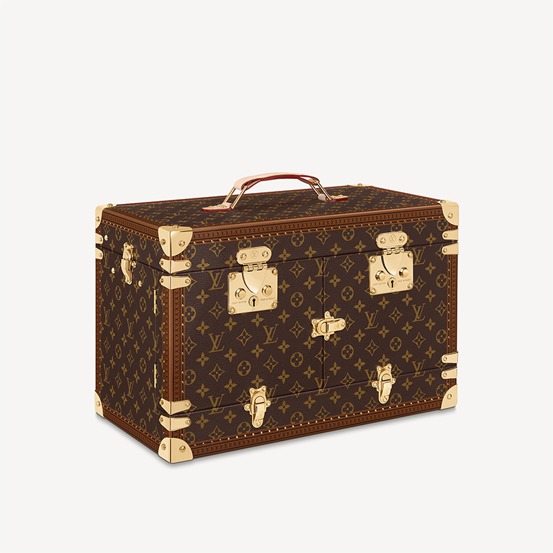 Louis Vuitton Has A Monogram Mahjong Set With Jade Tiles To Flex At Your  Next Family Gathering 