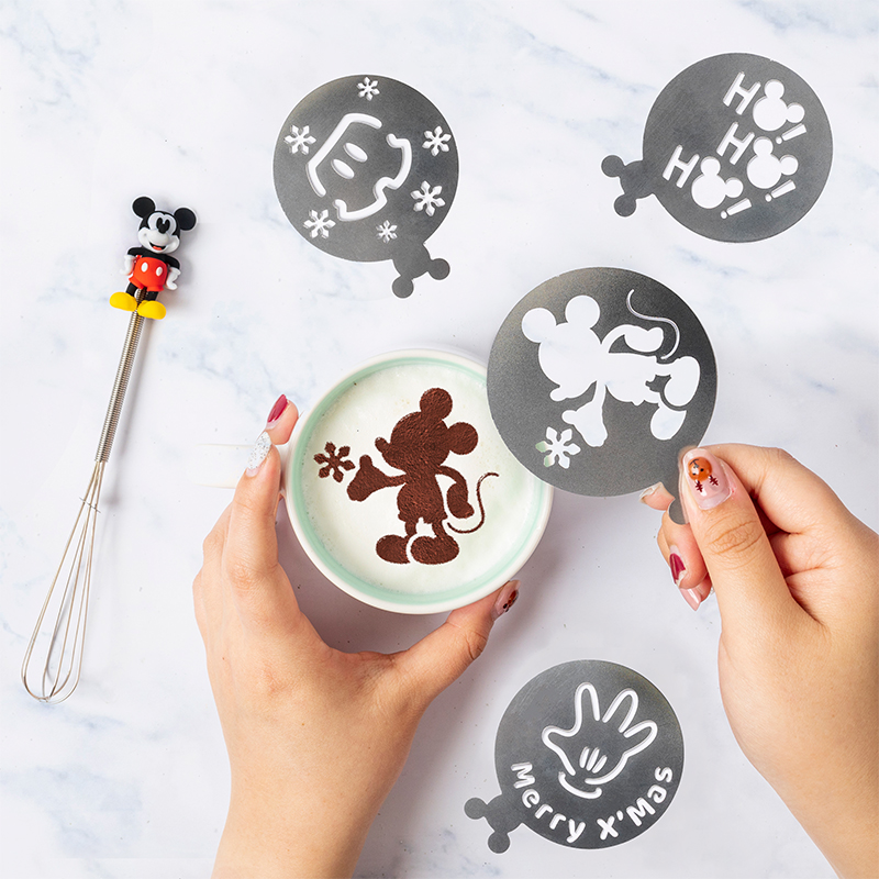 Mickey Mouse and Friends Mug and Coffee Stencil Set