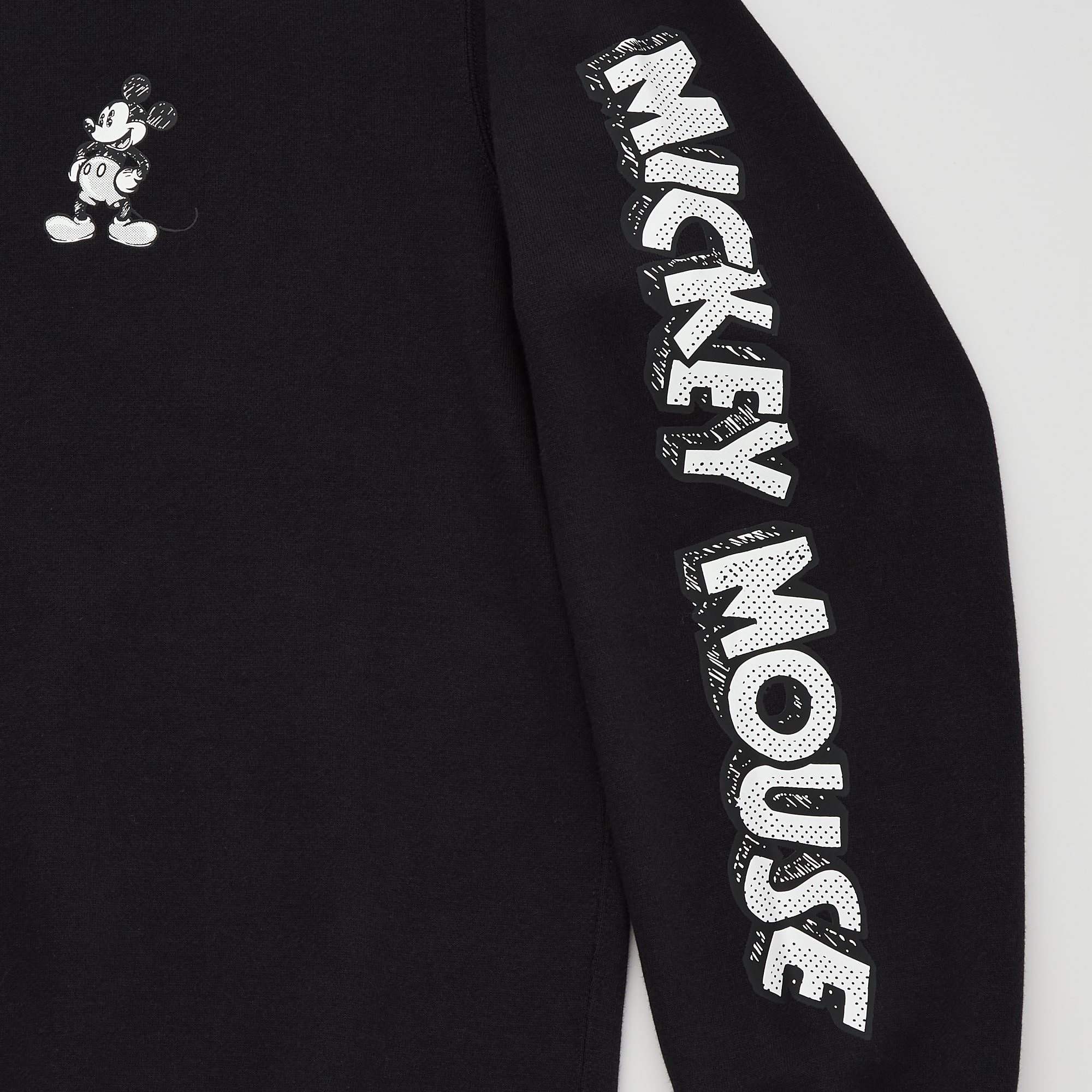 uniqlo x mickey mouse sweatshirt