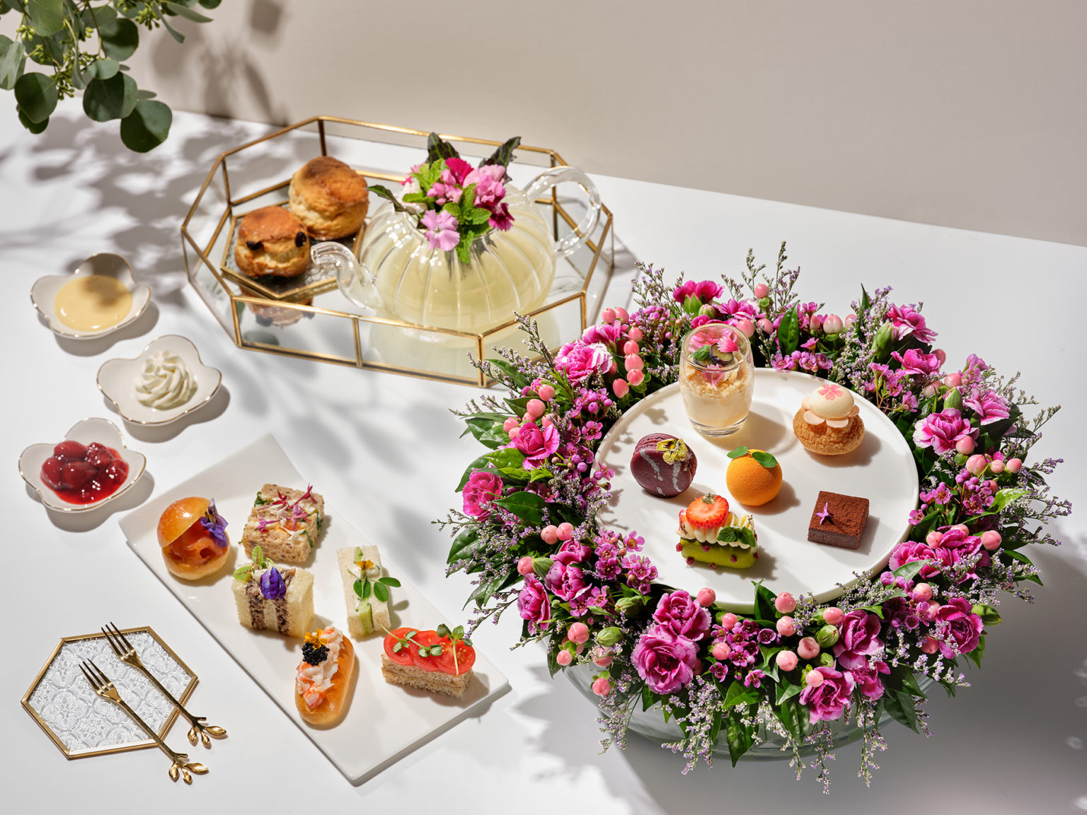 Four Seasons Hotel Singapore Floral Afternoon Tea