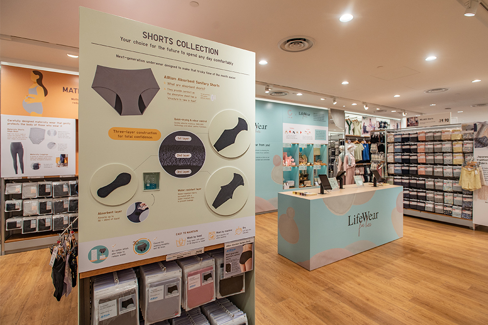 Live Station: LifeWear For Her @ ION Orchard