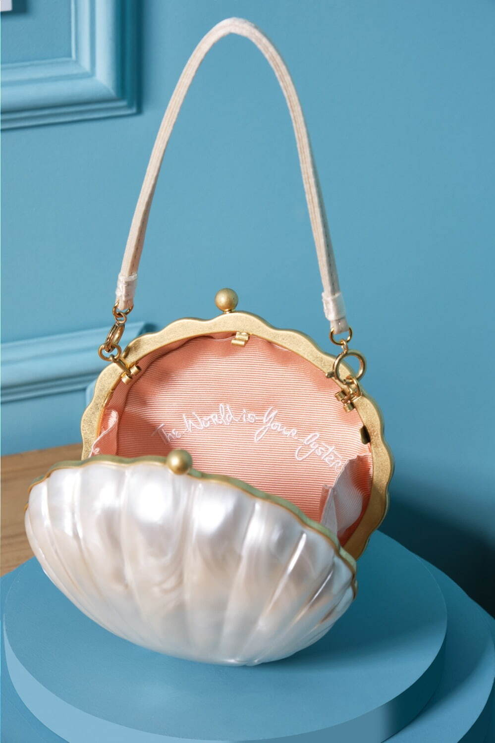 SEASHELL PURSE