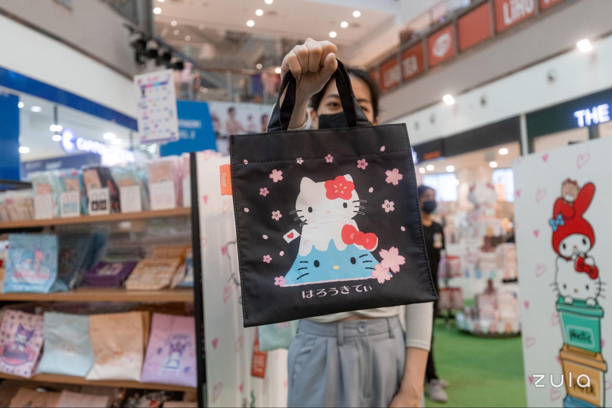 Hello Kitty Japan Pop Tote Bag