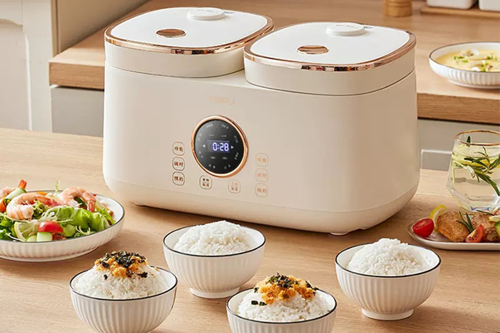 This Multi-Purpose Dual Cooker Can Prepare Rice & Soup Together