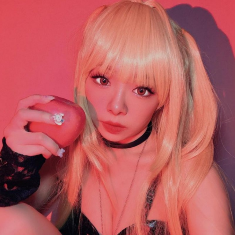 15 Female OnlyFans Creators In Singapore