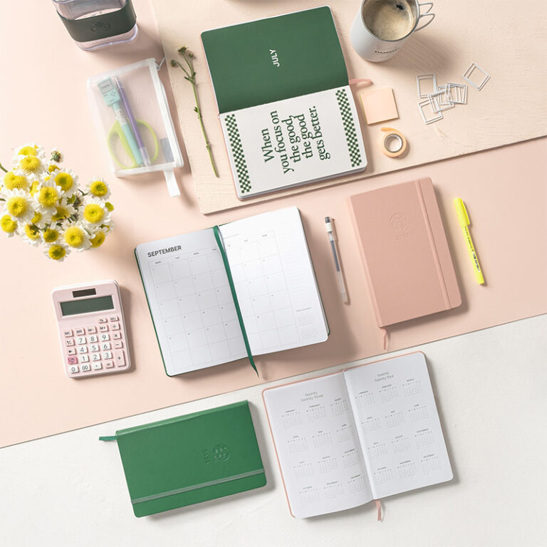 Starbucks x The Paper Bunny Now Has 2023 Planners