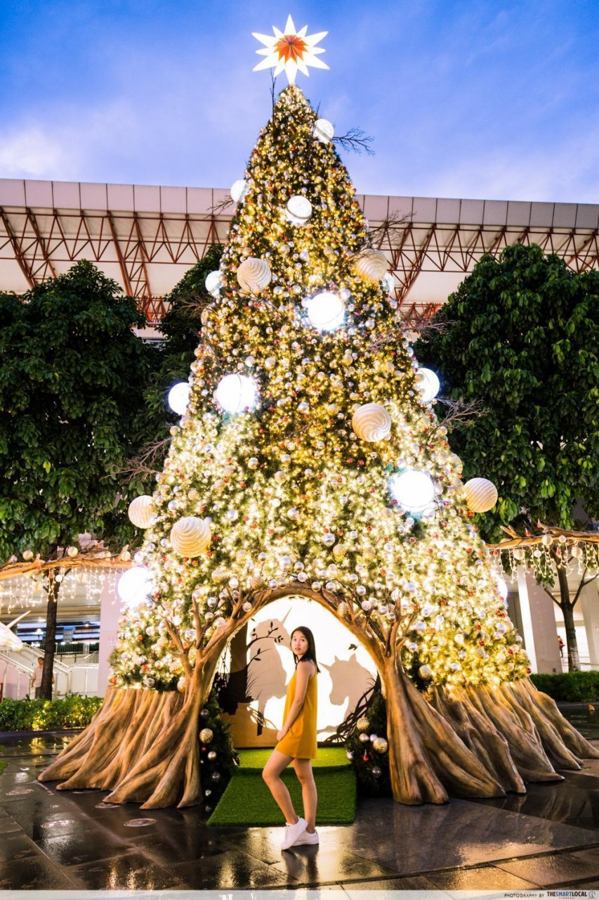 jurong east christmas tree