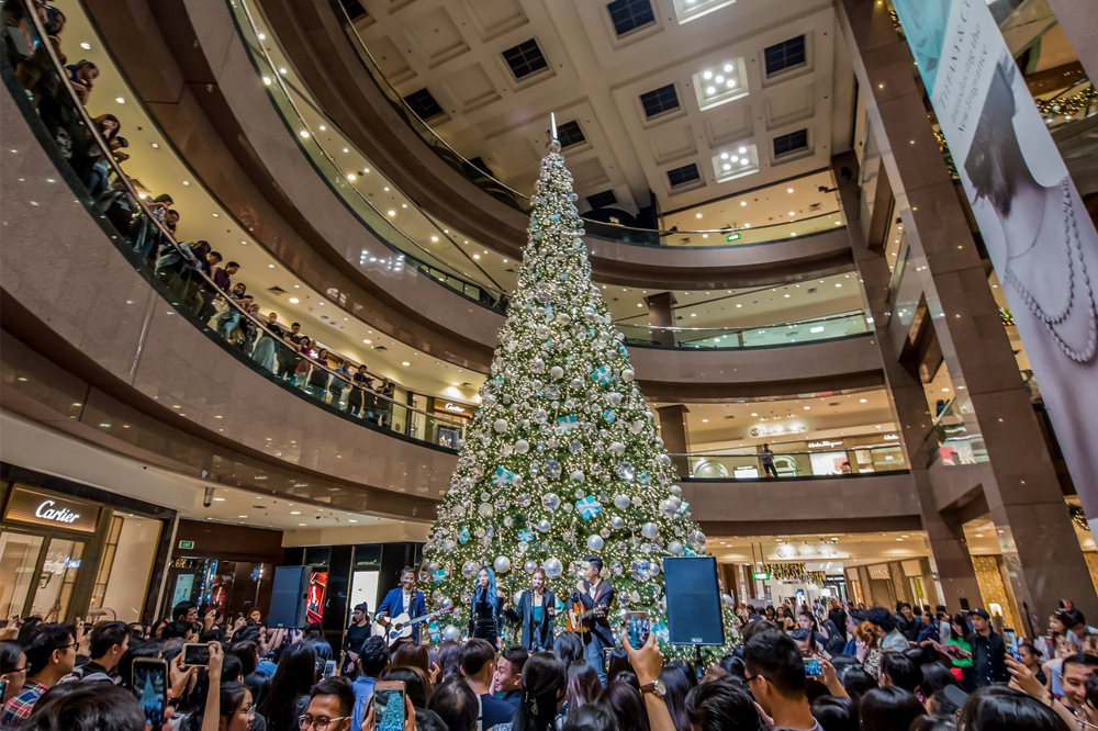 takashimaya christmas tree