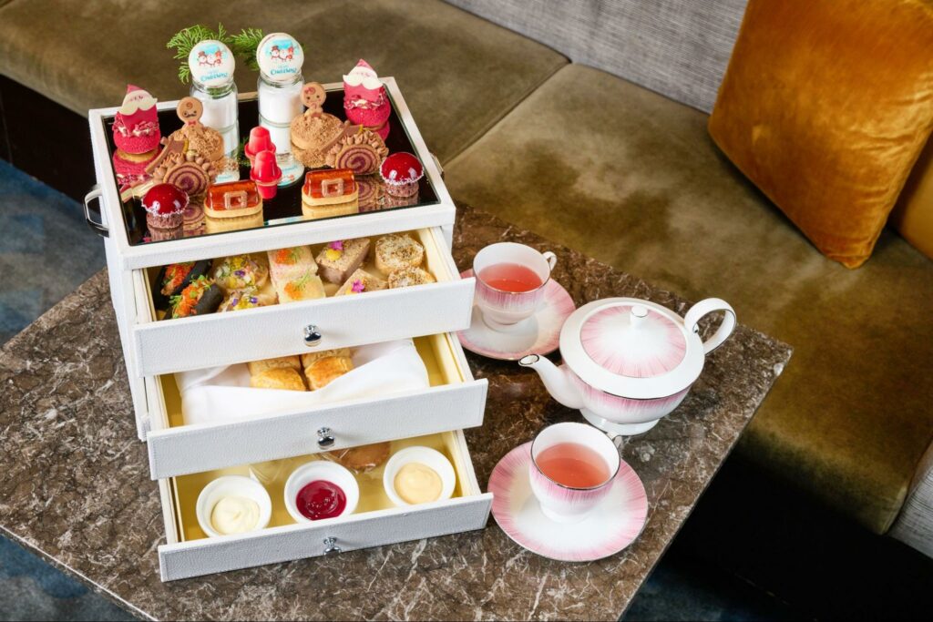Fairmont Singapore Now Has A Festive High Tea Set