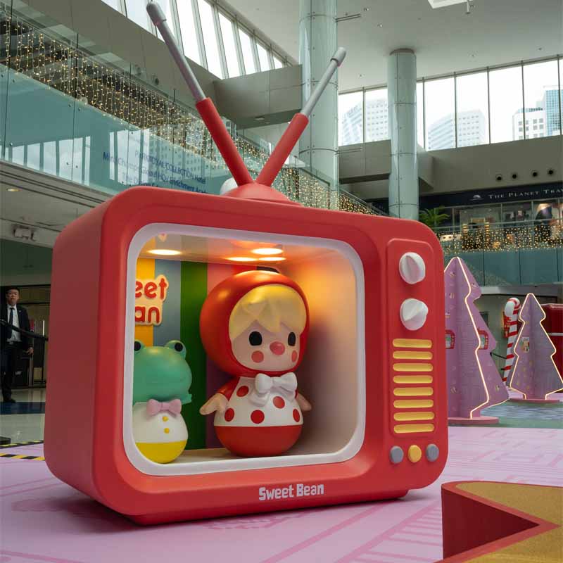 marina square pop mart event tv set