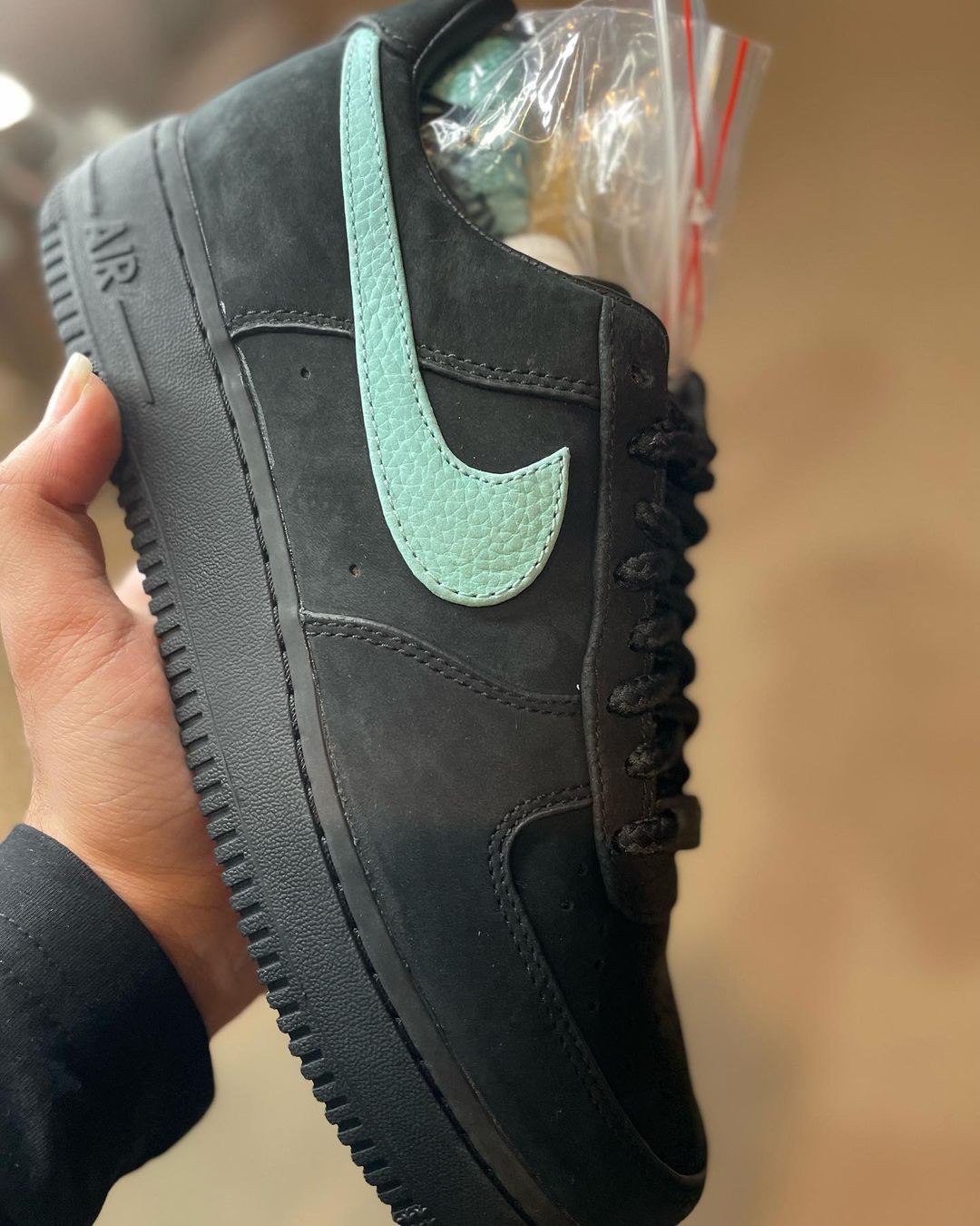 Tiffany and co clearance nikes