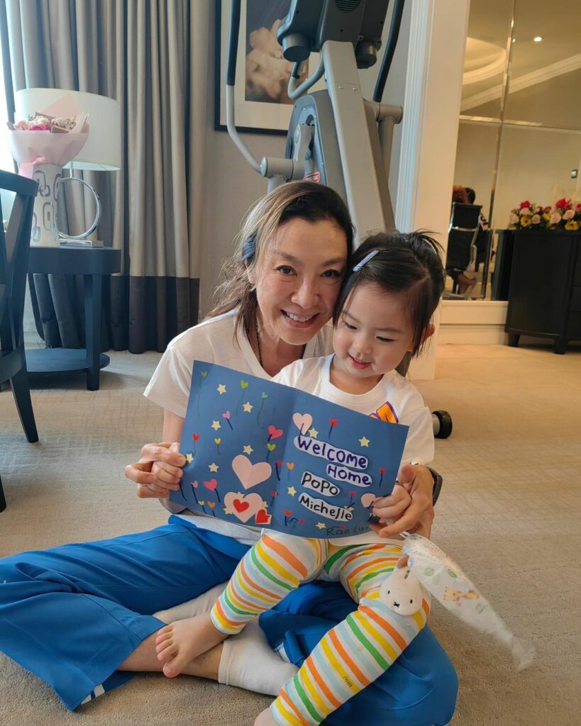 Michelle Yeoh Facts, Like Winning The Golden Globe Best Actress