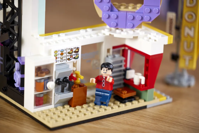 BTS Dynamite Lego Set Is Inspired By MV Scenes & Has Freebies