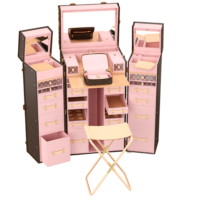 The perfect shade of pink 💗 Trunk is fully customizable! #mallecoiffe, louis vuitton vanity mirror