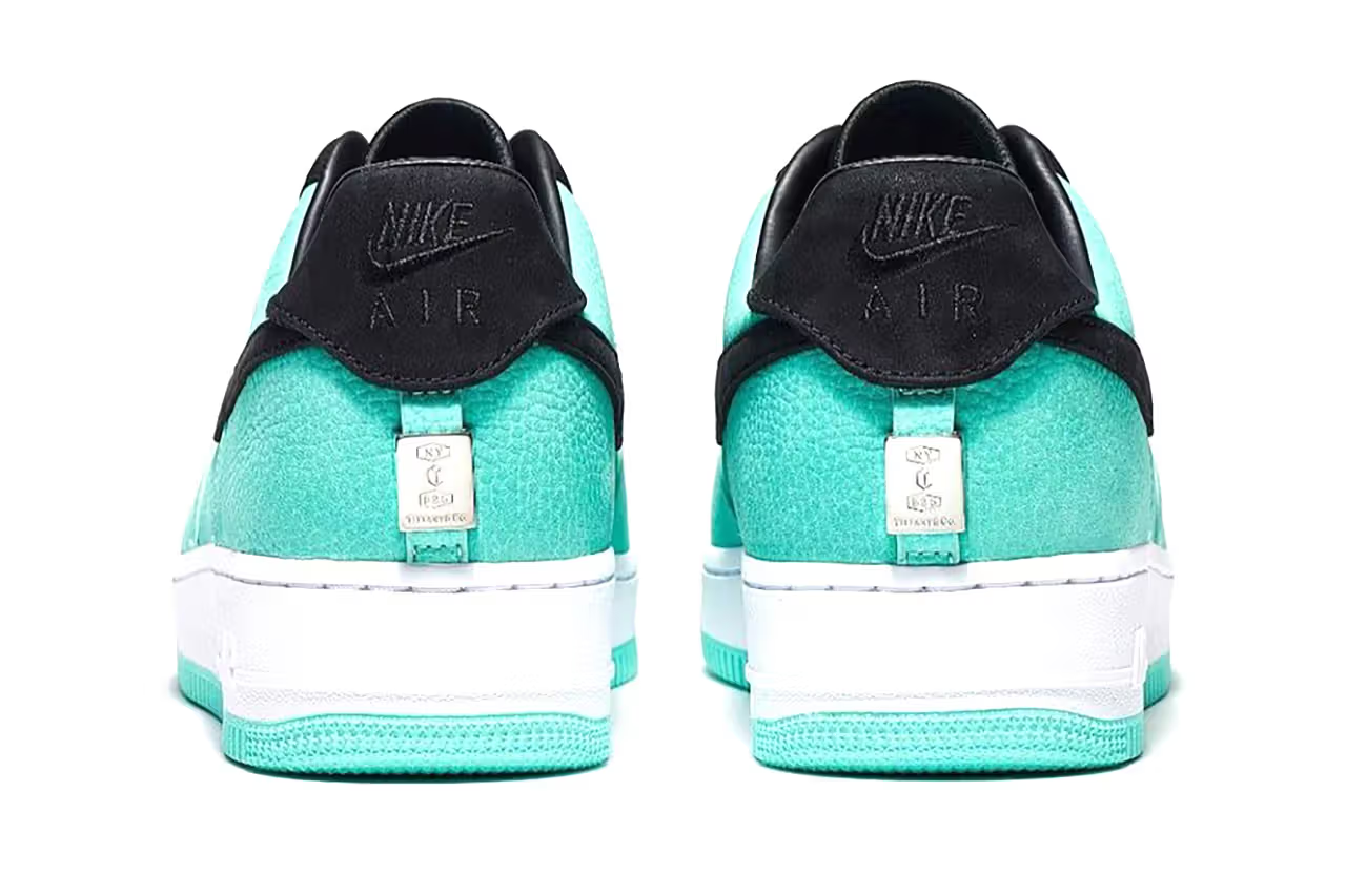 Tiffany Co. x Nike Friends & Family Version Inverted Colours