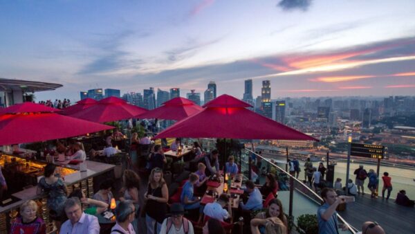 rooftop bars in singapore - ce la vi